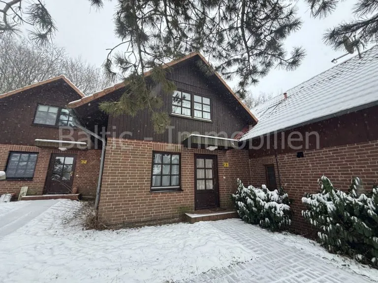 Immobilienangebot - Scharbeutz / OT Klingberg - Alle - Zwei Ferienwohnungen in einem Haus !